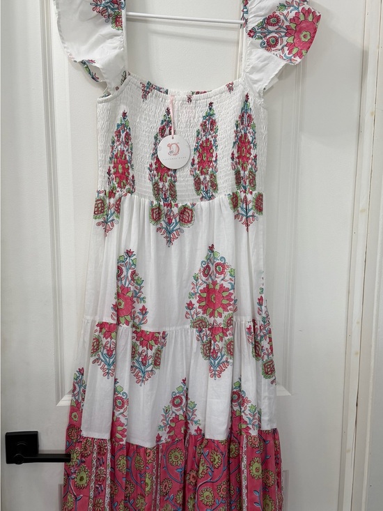 Victoria Dunn Dresses & Skirts - Victoria Dunn White Maxi Dress with Pink Floral Print